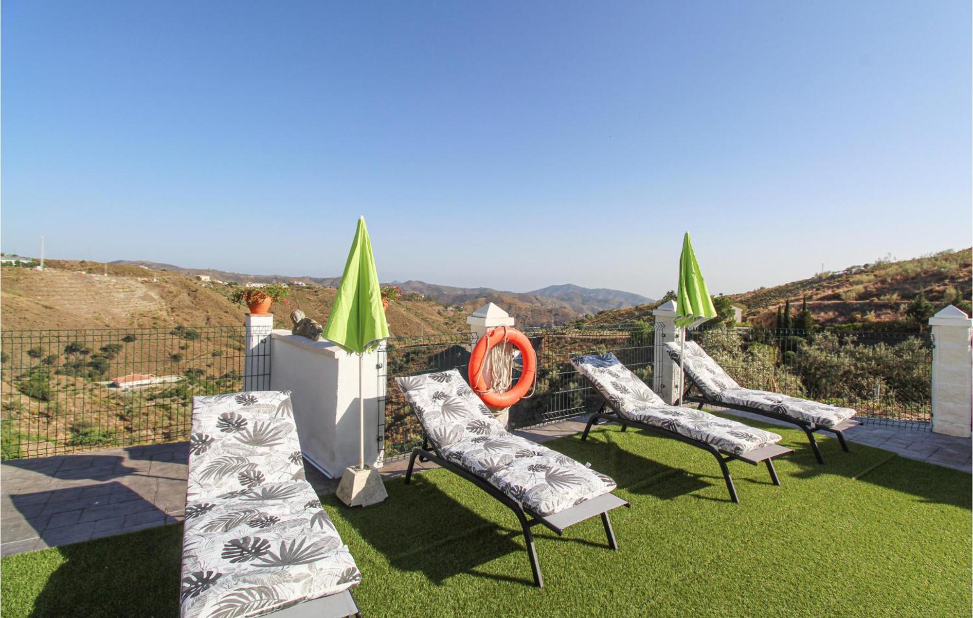 4 Bedroom Gorgeous Home In Sedella Exteriér fotografie